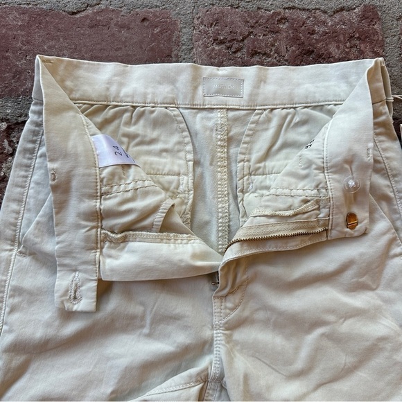 NWT MOTHER Women The Shaker Prep Short Fray High Rise Vanilla Size 24 raw hem - Picture 3 of 16